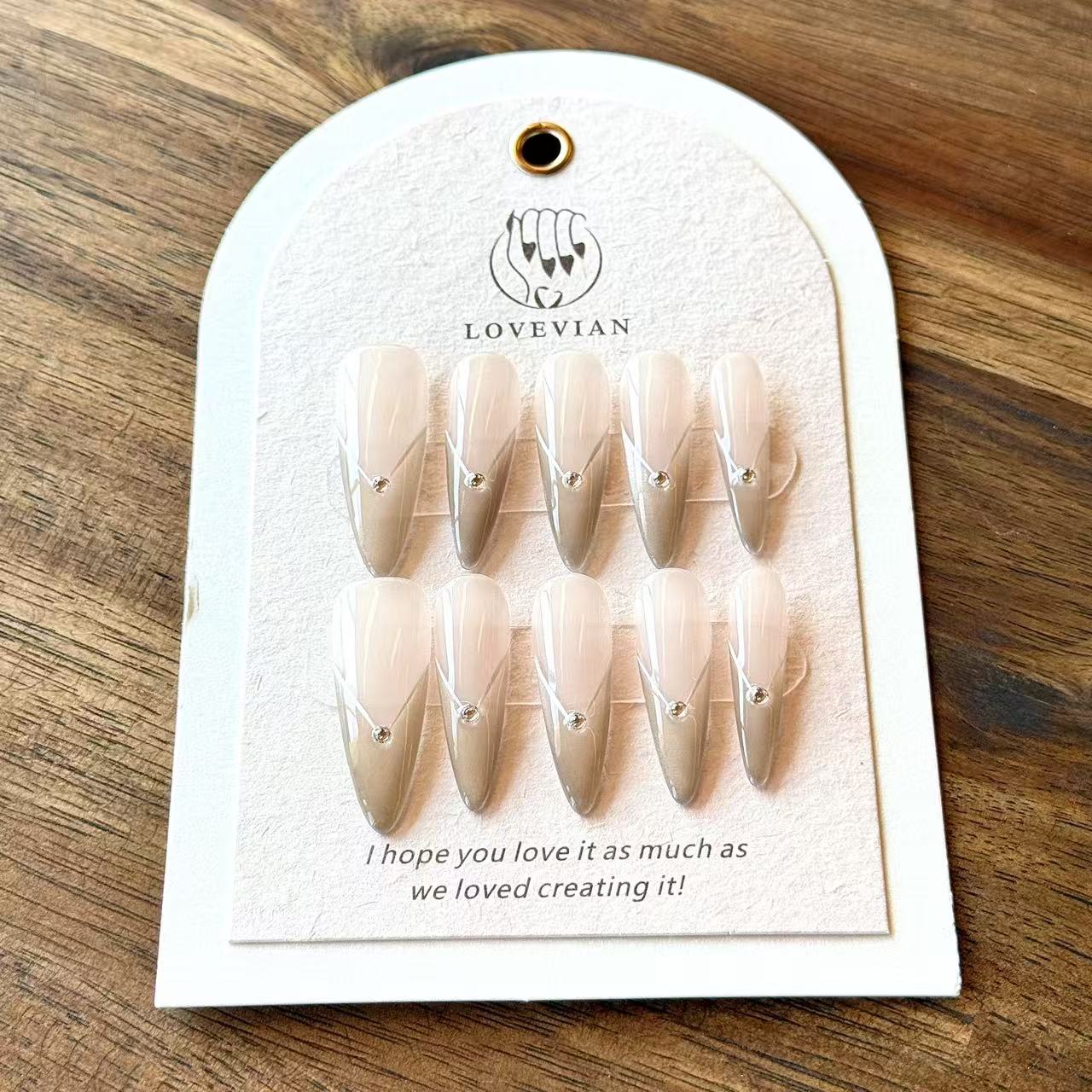 Élégance Dorée – Nude Ombre V-Cut Luxury Press-On Nails with Crystal Accent