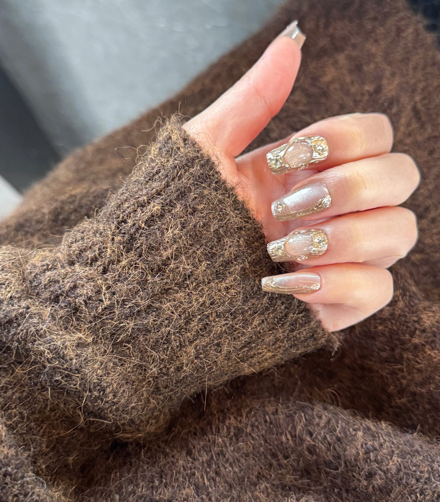 Golden Pearl Mirage – Champagne Gold Luxury Press-On Nails with Gemstone & Crystal Details