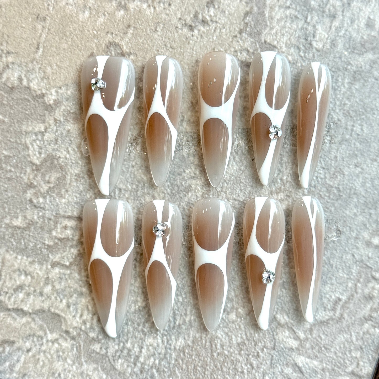 Mocha Élan – Nude Gradient Geometric French Press-On Nails with Crystal Accent