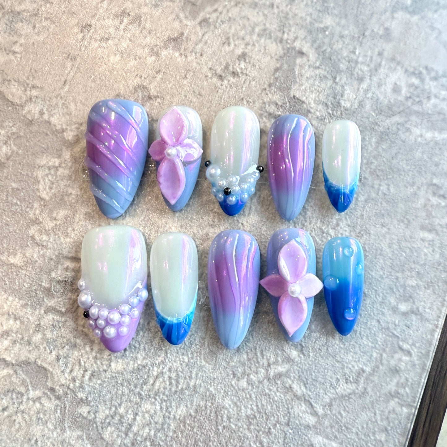 Mermaid Pearl – Luxury Blue & Purple Ombre Press-On Nails with 3D Flowers and Pearls