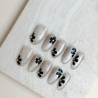 Silver Noir Bloom Medium Almond Grey Press-On Nails