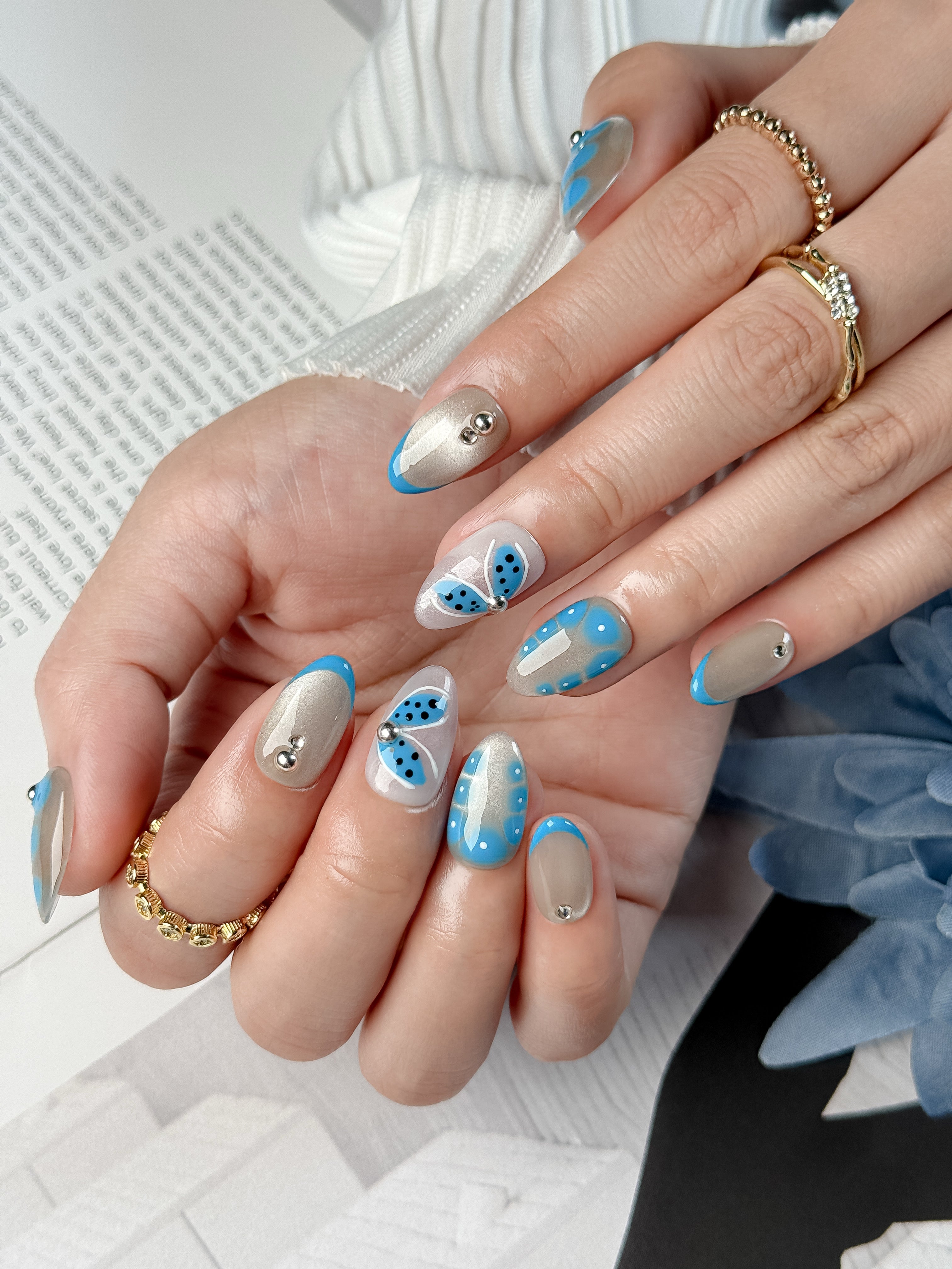Azure Butterfly Short Almond Silver Blue Press-On Nails