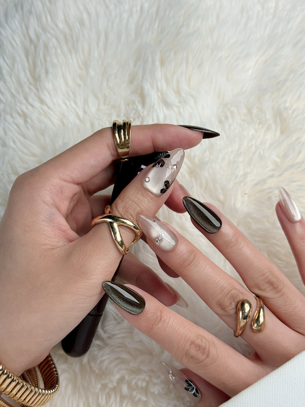 Mocha Bloom Medium Almond Nude Brown Press-On Nails