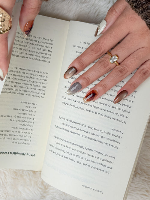 Amber Tortoiseshell Everyday Medium Almond Brown Press-On Nails