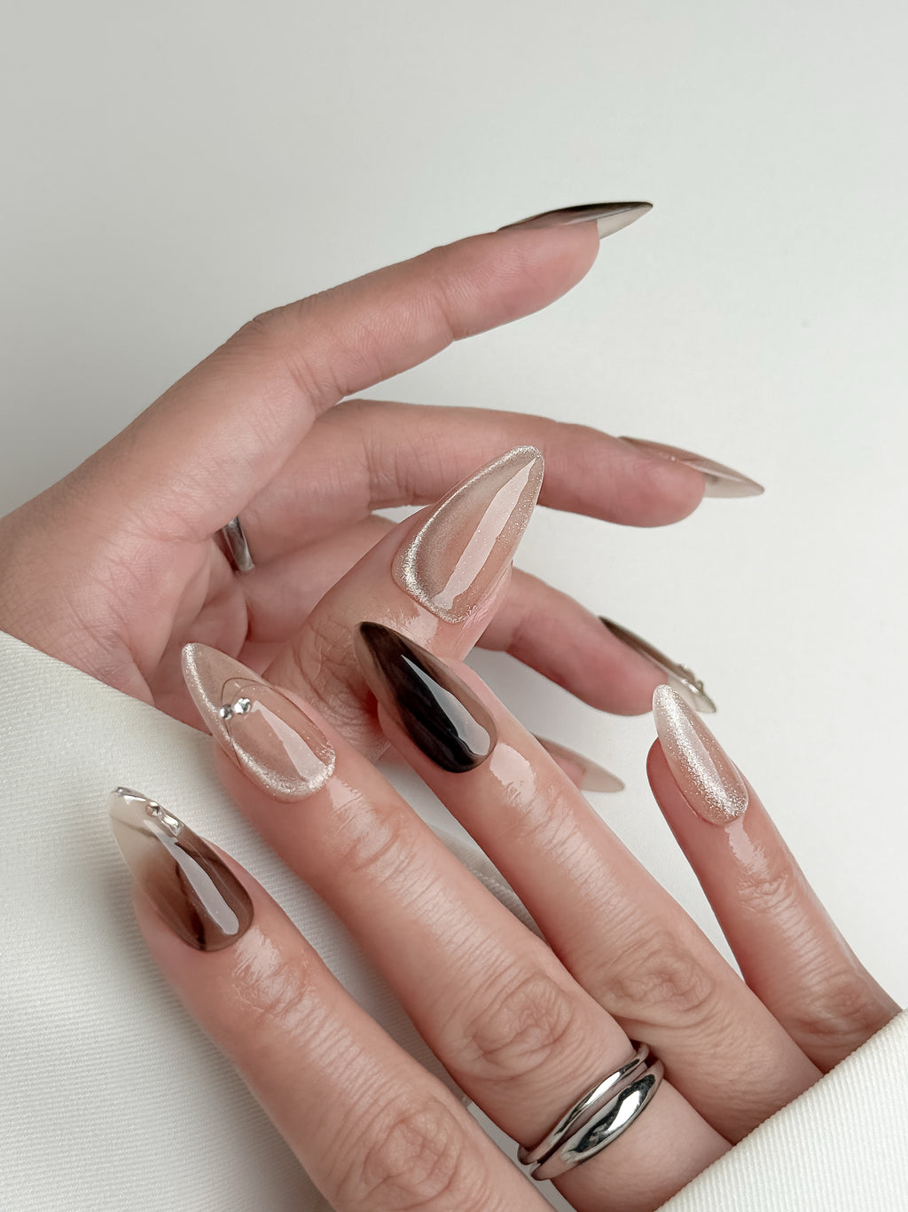 Amber Glow Date Medium Almond Nude Brown Press-On Nails