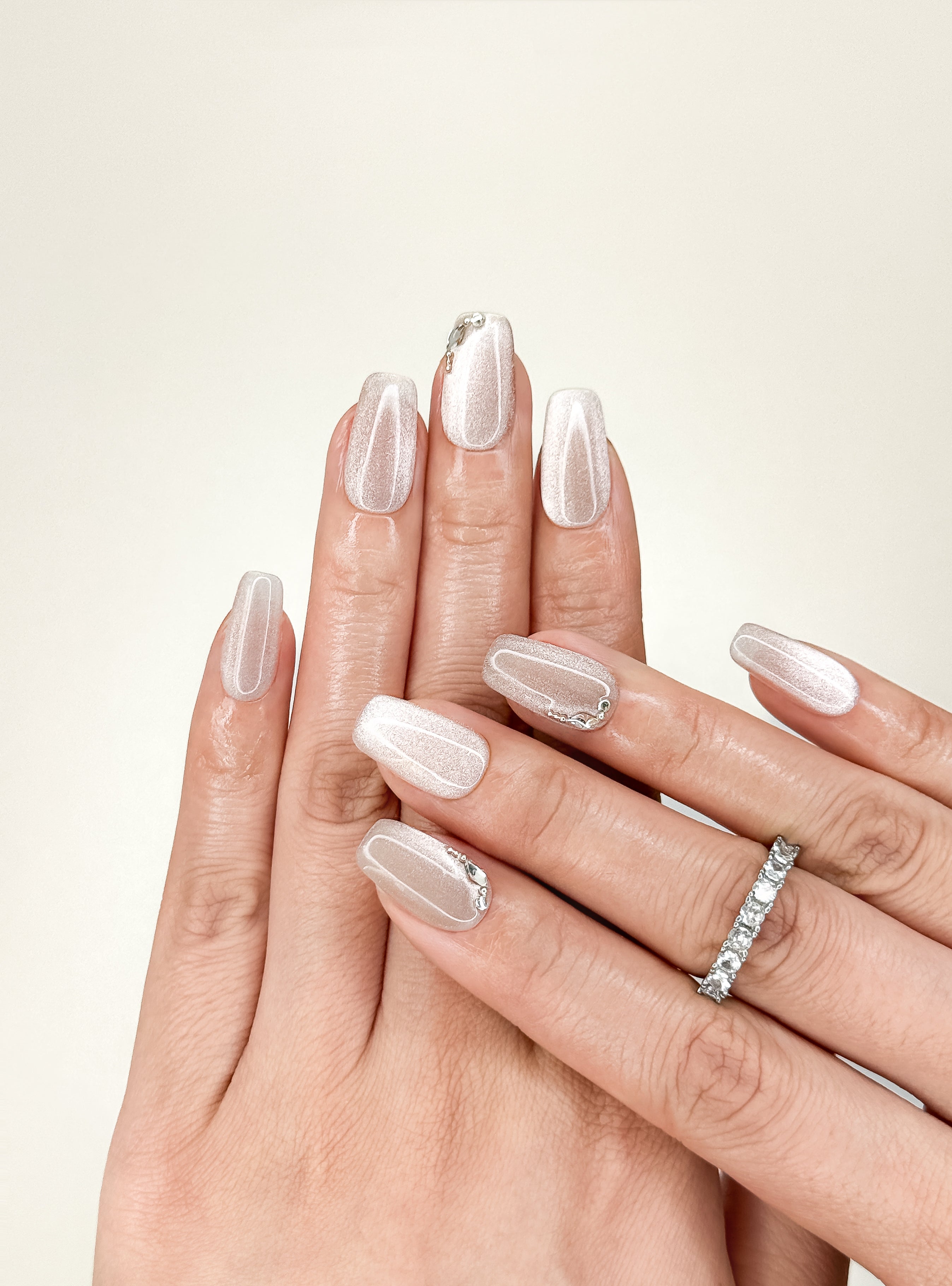 Champagne Pearl Date Short Square Nude Press-On Nails
