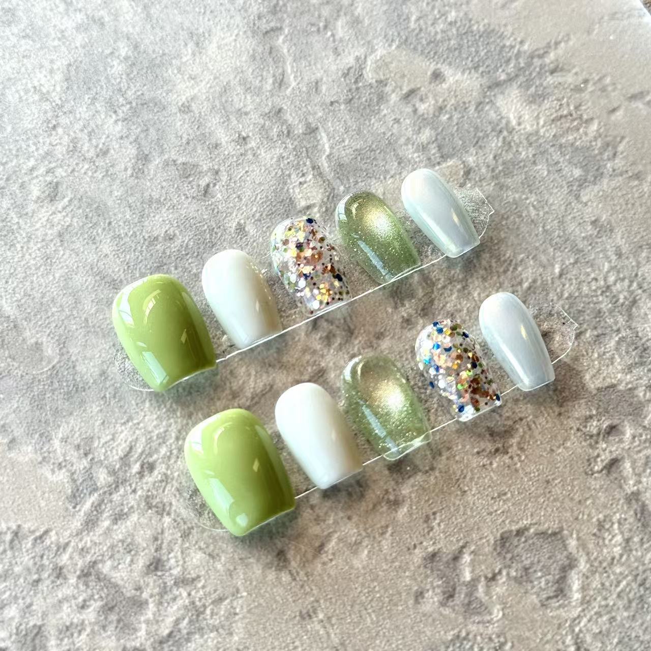 Verde Fête – Green & Glitter Luxury Press-On Nails with Festival Sparkle