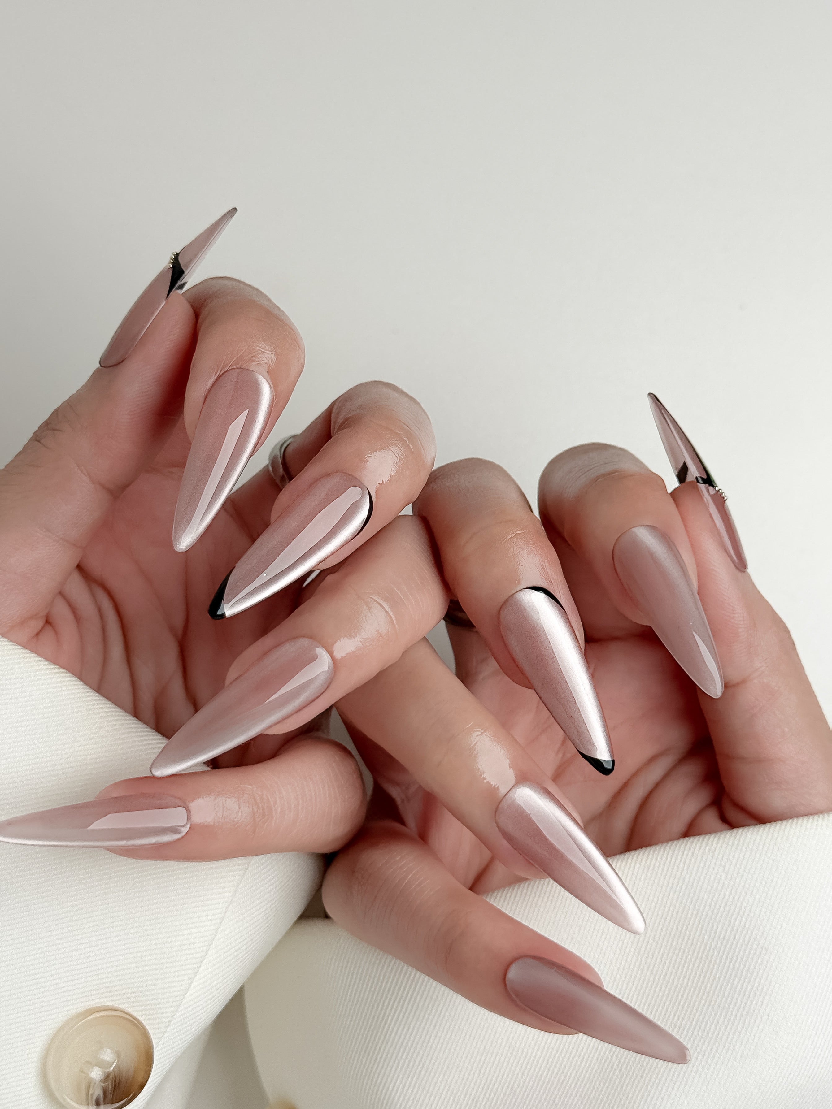 Pearl Noir Date Long Stiletto Press-On Nails – Nude Pink Black French Handmade Nails