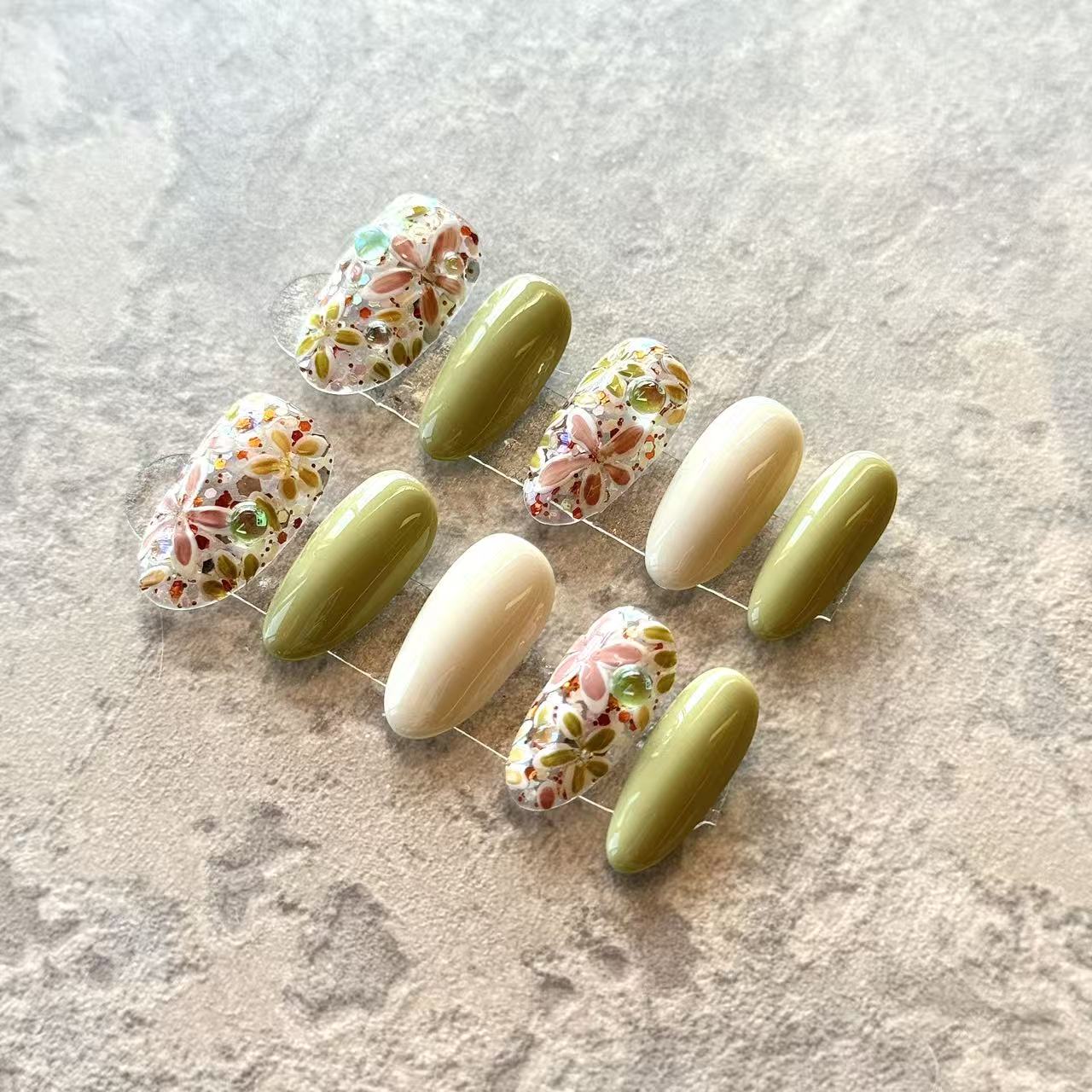 Jardin en Fleurs – Green & Ivory Press-On Nails with Handcrafted 3D Floral Garden