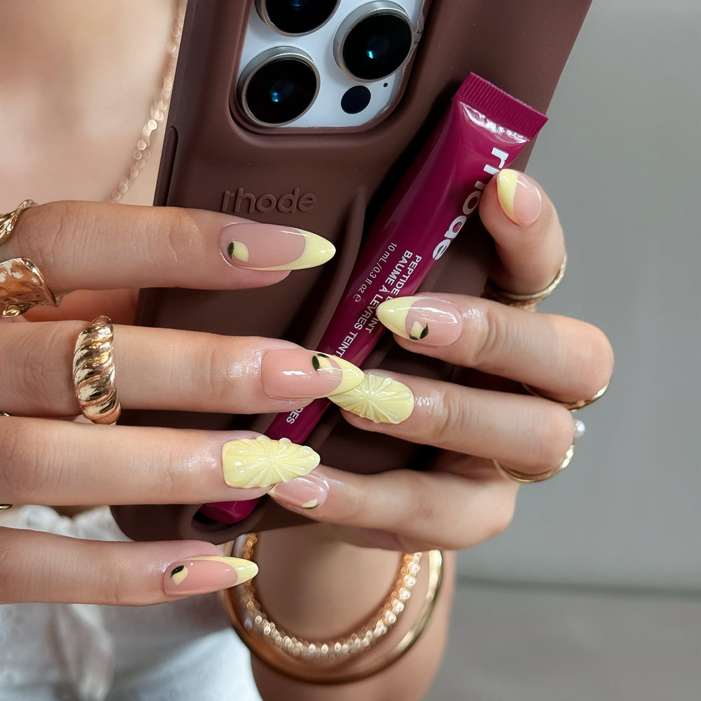Lemon Sorbet | Medium Almond Luxury Press-On Nails