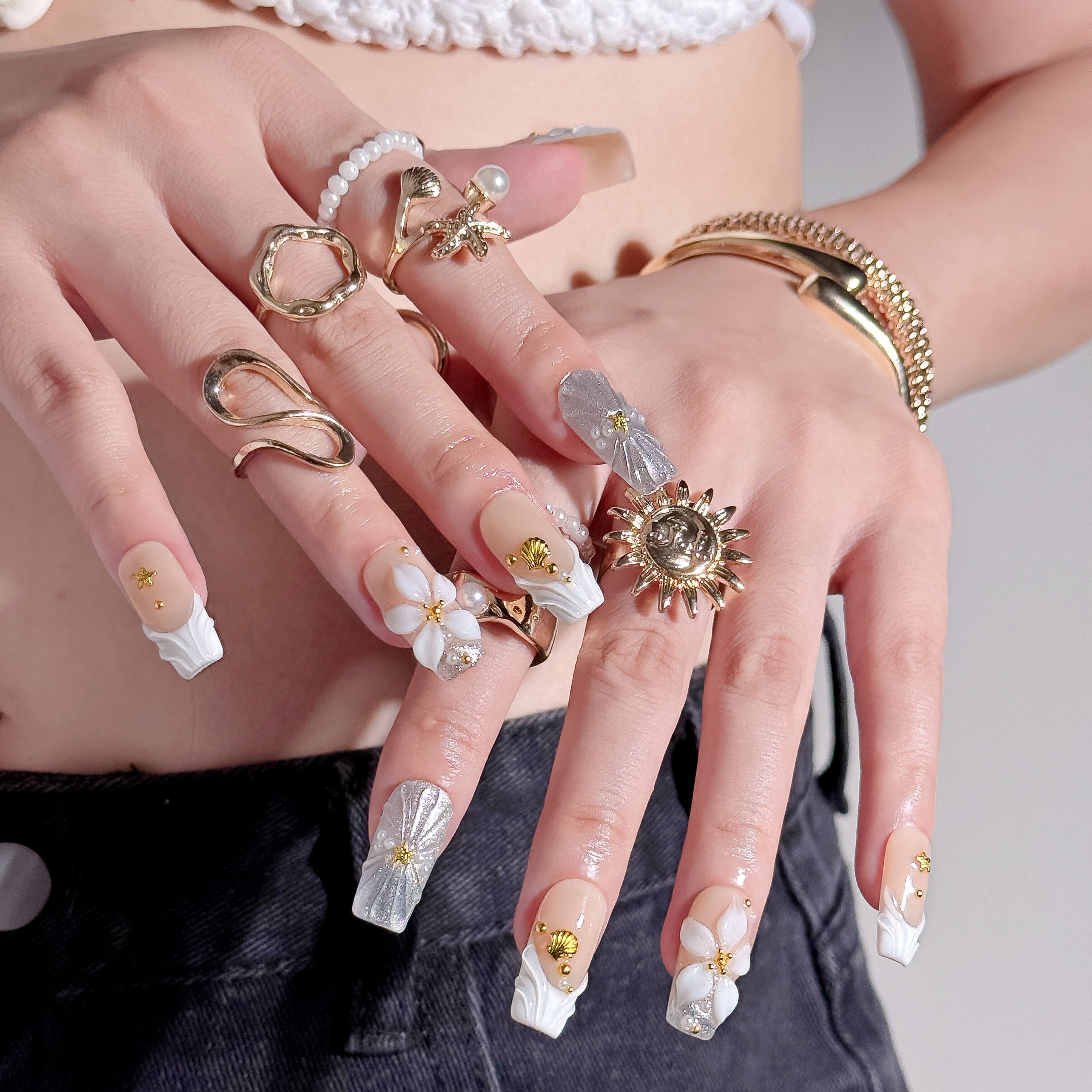 Pearl Coast | Medium Square Luxury Press-On Nails