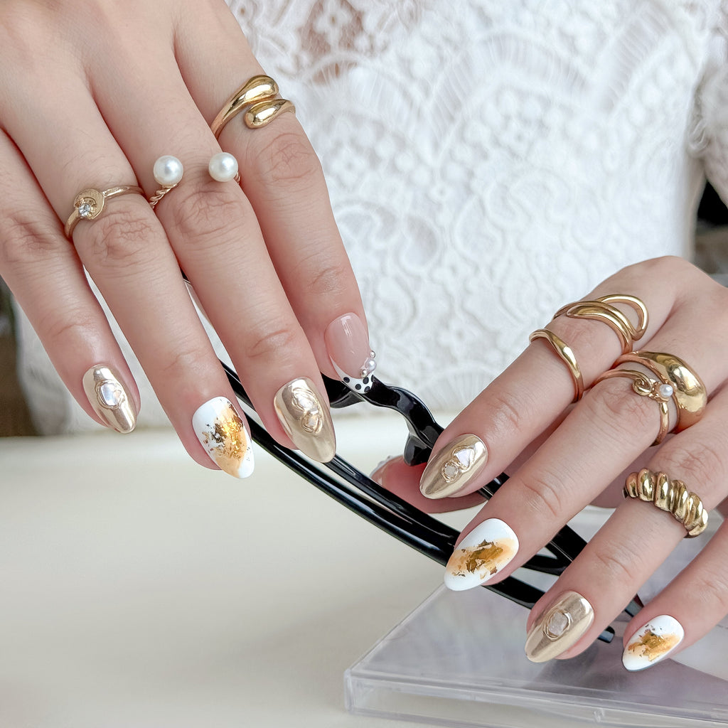 Golden Muse | Short Almond Luxury Press-On Nails