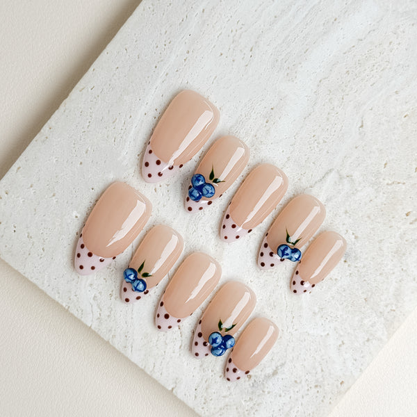 Blueberry Kiss | Medium Almond Luxury Press-On Nails