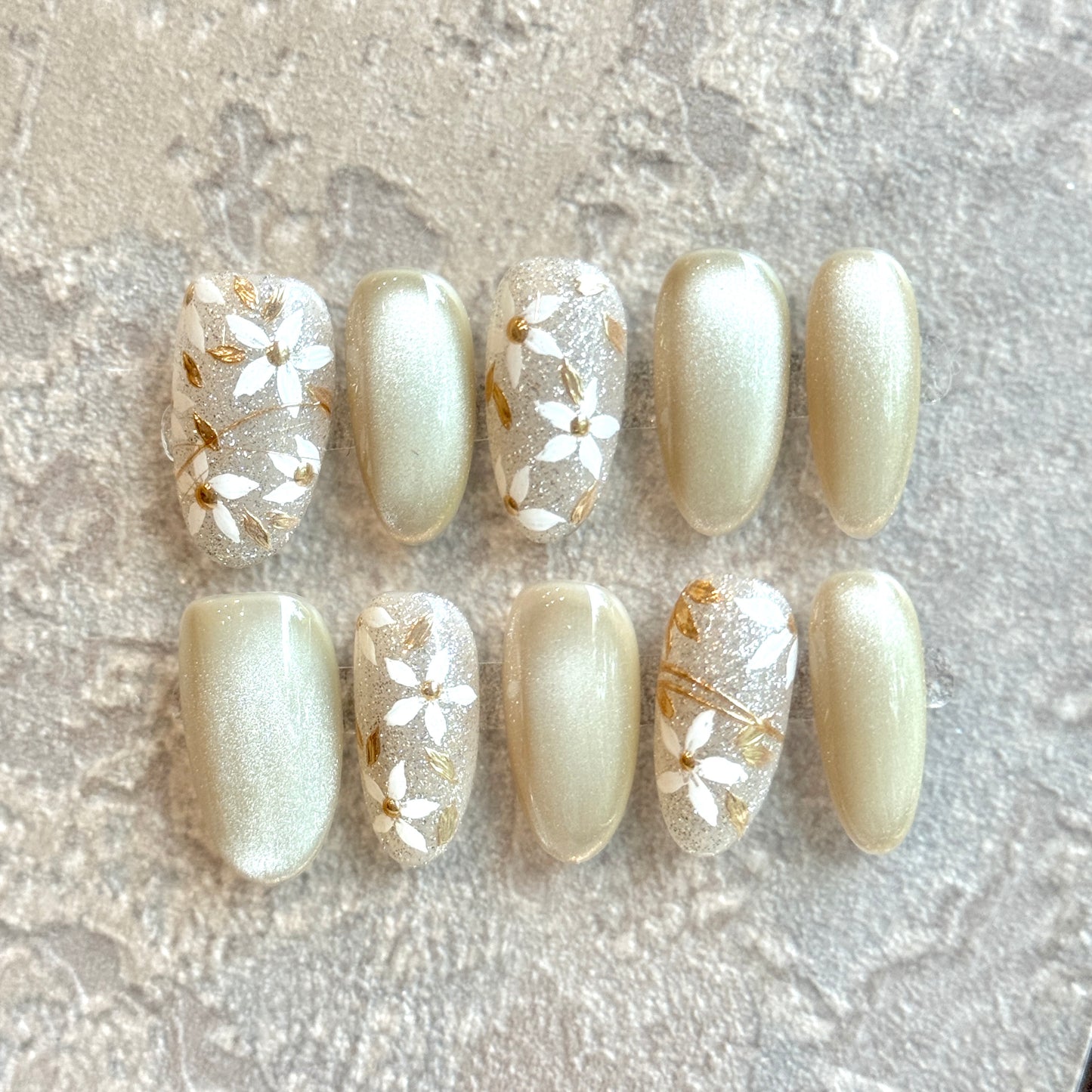 Golden Blossom Veil – Champagne Floral Press-On Nails with Gold Foil Accents