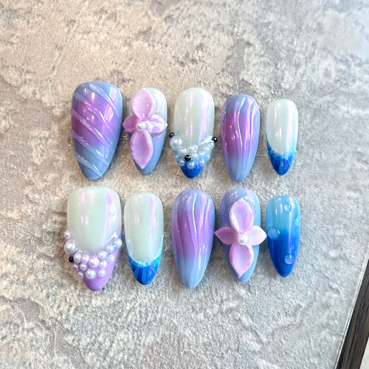 Mermaid Pearl – Luxury Blue & Purple Ombre Press-On Nails with 3D Flowers and Pearls