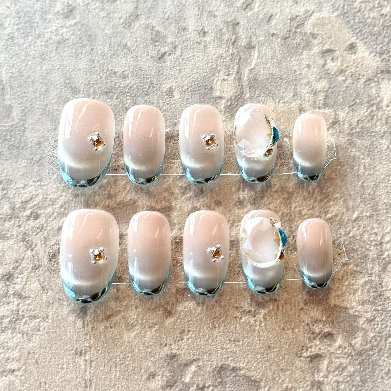 Cristal Éclat – Nude Ombre Luxury Press-On Nails with Crystal Diamond Accent – Squoval Shape