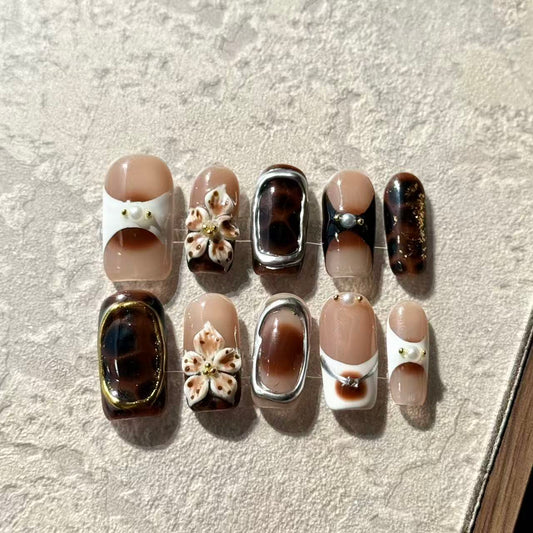 Vintage Luxe – Square Press-On Nails with Tortoiseshell, 3D Flowers, Pearl & Metallic Accents