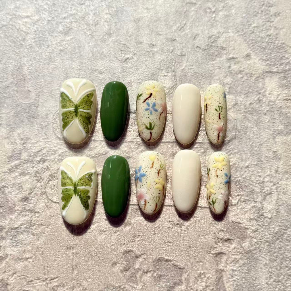 Spring Garden – Oval Press-On Nails with Green Clover, Floral Hand-Paint & Pastel Accents
