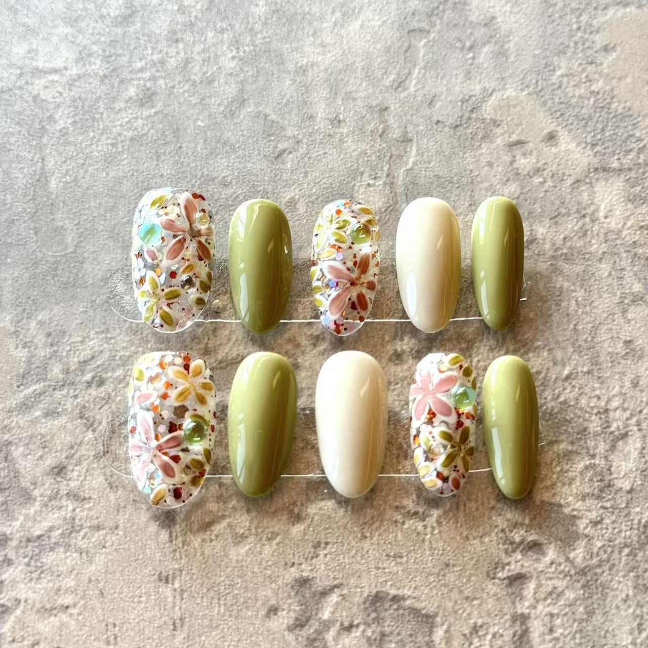 Jardin en Fleurs – Green & Ivory Press-On Nails with Handcrafted 3D Floral Garden